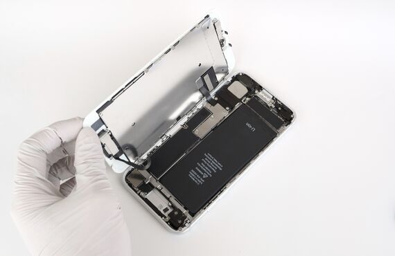 ソフトバンクiphoneの電池交換なら即日でできます！