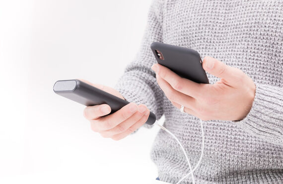 ドコモでアイフォン８をご利用の方！！電池持ち大丈夫？！